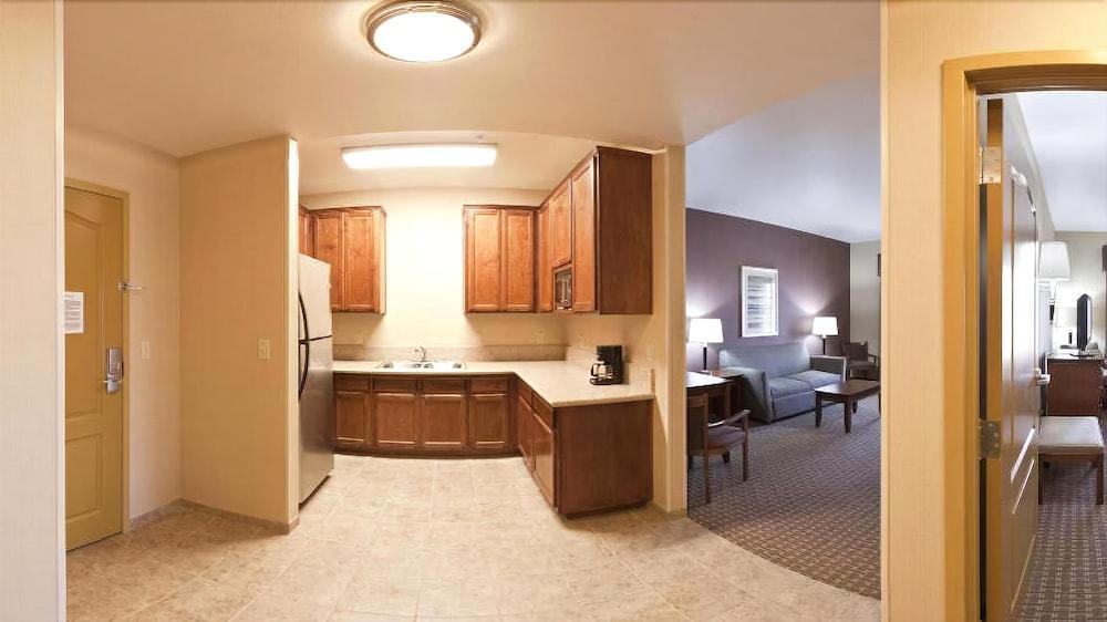 Holiday Inn Express Hotel & Suites Willows By Ihg Exteriör bild