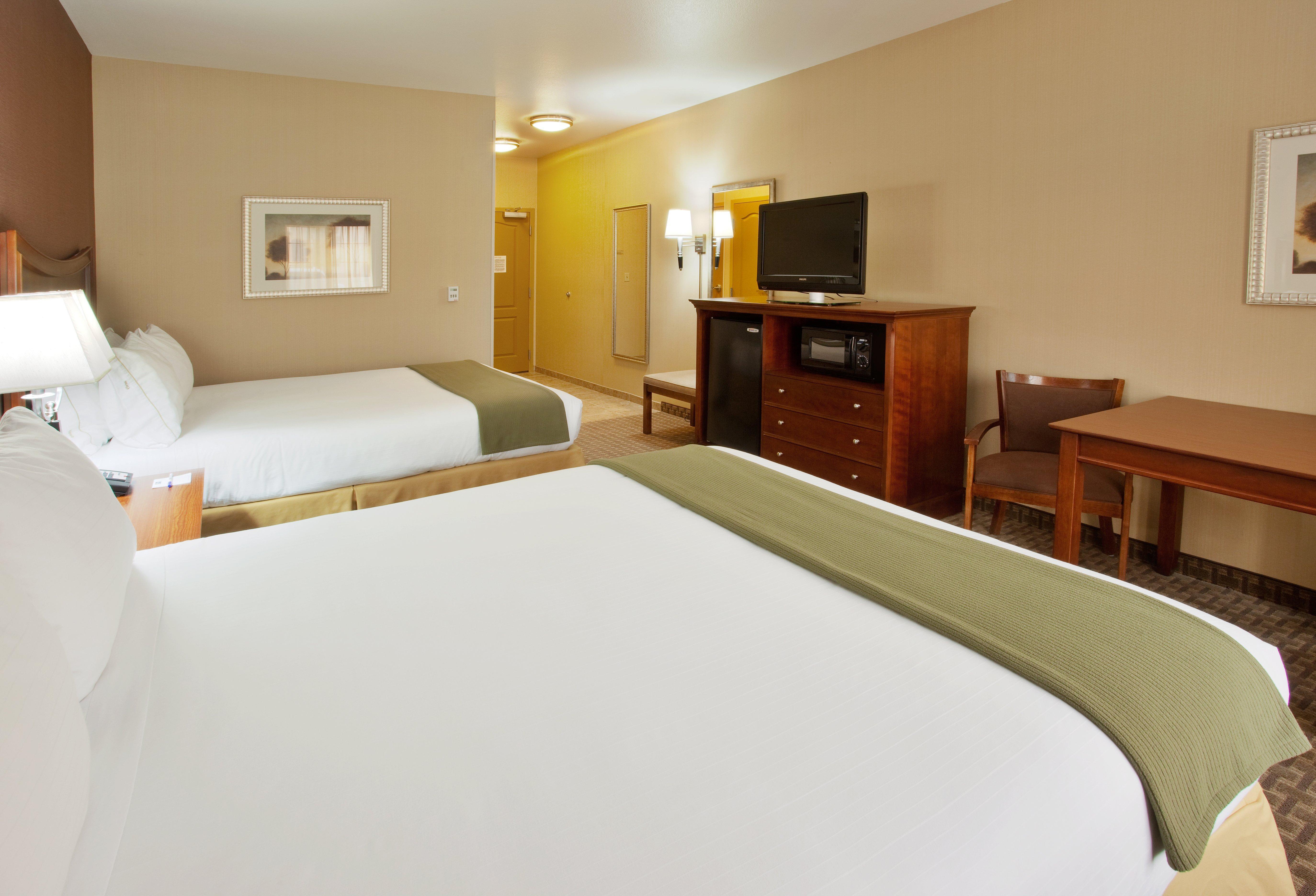 Holiday Inn Express Hotel & Suites Willows By Ihg Rum bild