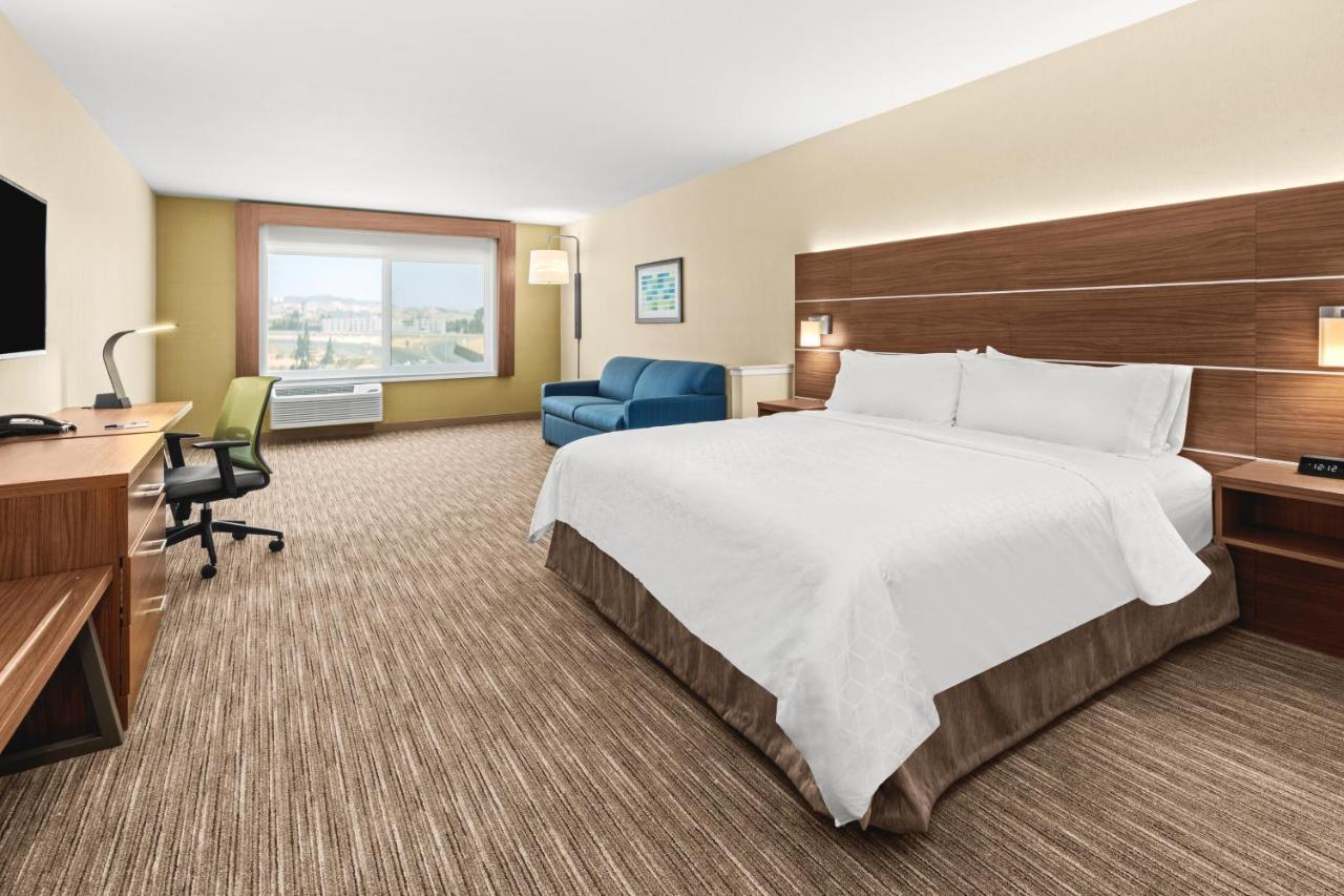 Holiday Inn Express Hotel & Suites Willows By Ihg Exteriör bild