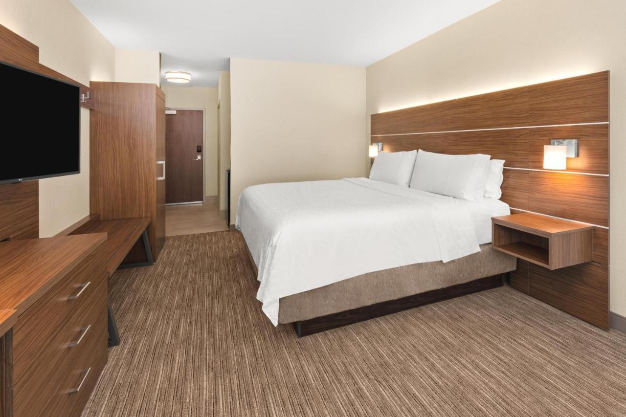 Holiday Inn Express Hotel & Suites Willows By Ihg Exteriör bild