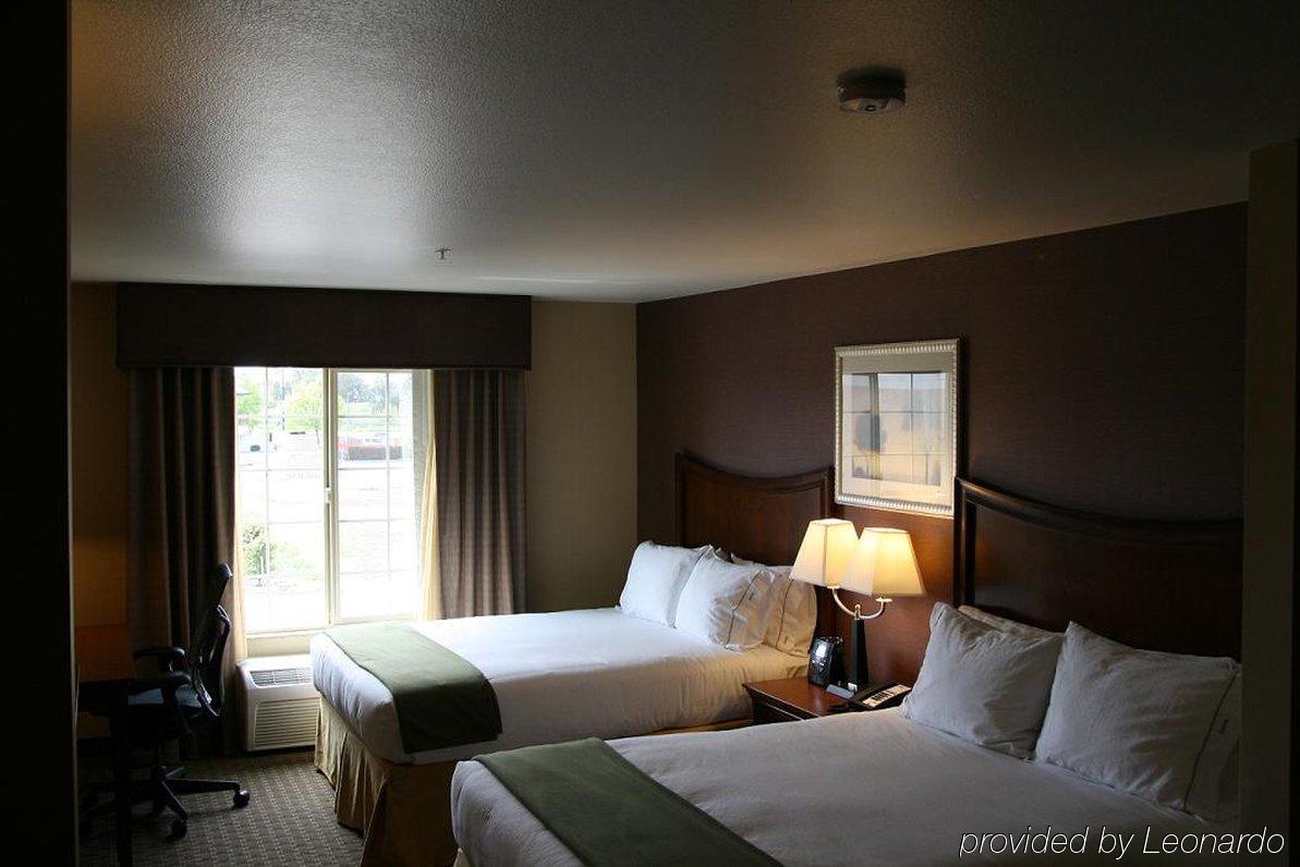 Holiday Inn Express Hotel & Suites Willows By Ihg Rum bild